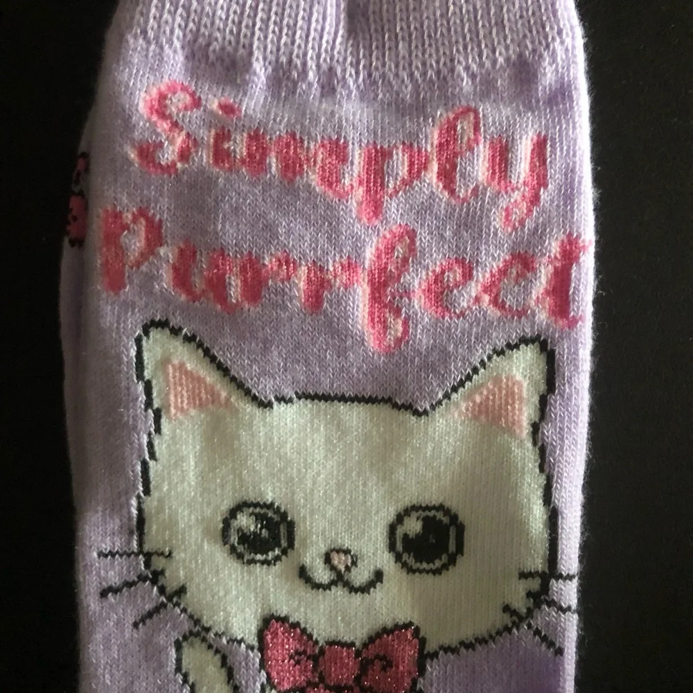 Cat lovers 🐈 Purple Cat Crew Socks simply purrfect